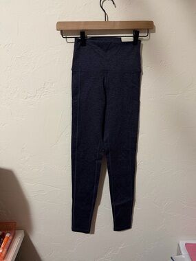 aerie Offline Hugger High-Rise Leggings in Heather Navy